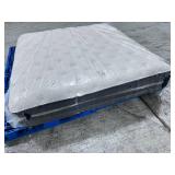 Stearns & Foster "Estate" Luxury Cushion Firm King Mattress - MRSP$ 2,999.00 - No Reserve!
