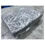 Sealy Posturepedic Plus Queen Mattress - MRSP  $799.00 - No Reserve!