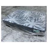 Sealy Posturepedic Plus Queen Mattress - MRSP  $799.00 - No Reserve!