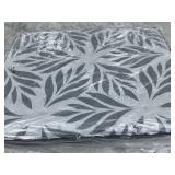 Sealy Posturepedic Plus Queen Mattress - MRSP  $799.00 - No Reserve!