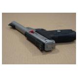 NEW Smith & Wesson SW22 Victory Series .22 LR Semi-Auto Pistol - 2 Magazines