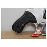 Taurus 85 .38 Spl Double-Action Revolver - 1" Titanium Barrel