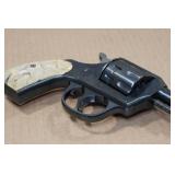 1954 Harrington & Richardson 922 .22 LR Double-Action Revolver