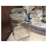 Vintage 10-Piece Glassware Set with Penguin Cocktail Shaker