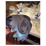 Vintage 10-Piece Glassware Set with Penguin Cocktail Shaker