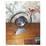 Mixed Collectible Set: Vintage Table Lamp, Glass Clock, Wooden Desk Organizer, and Faux Floral Arrangement