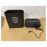 Pen+Gear 6-Sheet Micro-cut Paper/Credit Card Shredder with 3.4 Gallon Bin, Black,Home and Office use