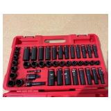 Milwaukee 49-66-7009 43PC SHOCKWAVE Impact Duty 3/8" Drive SAE & Metric Deep 6 Point Socket Set