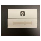 Apple Watch SE (2nd Gen) [GPS 40mm] Smartwatch with Starlight Aluminum Case MXEF3LL/A