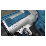 Makita Siding Coil Nailer With Case