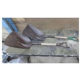 (2) Scoop Shovels