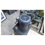 Hydraulic Motor With Holding Tank