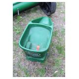 Scotts AccuGreen 1000 Lawn Fertilizer Spreader