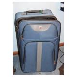 Expandable Blue Upright Suitcase with Detachable Roller