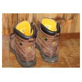 Used Caterpillar Men