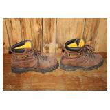 Used Caterpillar Men