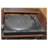 Vintage Stereo System with Speakers and Turntable