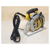 DeWalt Electric Circular Saw