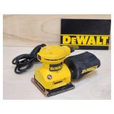 DeWalt Palm Grip Sander Model DW411