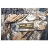 Mossy Oak (L) Lined Hush Hide Pants. Like New