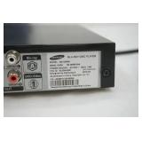 Samsung Blu-Ray DVD Player and accessories