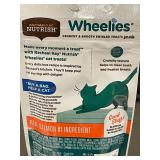 ID 1 - Set of 6 Rachael Ray Nutrish Wheelies Crunchy Cat Treats - Salmon Flavor