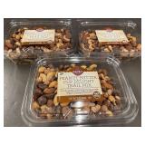 Wellsley Farms Peanut Butter Cup Delight Trail Mix 15 oz (Set of 4)