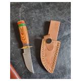 Set of 2 Knives with Sheaths