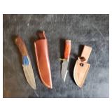 Set of 2 Knives with Sheaths