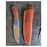 Set of 2 Knives with Sheaths