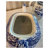 Charming Vintage Blue Floral Teapot Set - Spode - Royal Daulton - (3)