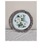 Wonderful Vintage Handpainted Daisy Plate with Silver Plate Rim
