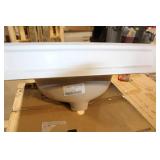 Glacier Bay 25" x 22