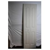 Wooden Bi-Fold Closet Doors with Hinges