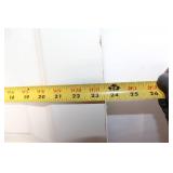 Wooden Bi-Fold Closet Doors with Hinges