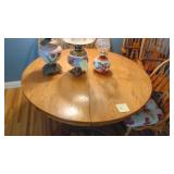 47" Rd Solid Oak Table with 2 Leafs and 6 Chairs (Oil Lamps Not Included)