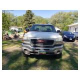 2003 GMC 2500 HD 6.0L 4x4 Cab Chassis No Reverse Ran When Last Parked. Battery is dead