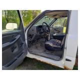 2003 GMC 2500 HD 6.0L 4x4 Cab Chassis No Reverse Ran When Last Parked. Battery is dead