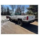 2000 2500 GMC Regular Cab 8