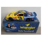 Action Dale Earnhardt 1999 Wrangler Jeans 1:18 Scale Stock Car Replica