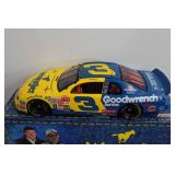 Action Dale Earnhardt 1999 Wrangler Jeans 1:18 Scale Stock Car Replica