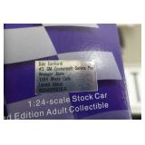 Action Dale Earnhardt 1999 Wrangler Jeans 1:24 Scale Stock Car Replica