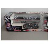 Dale Earnhardt Goodwrench Racing Team Truck and Trailer 1:24 Scale Replica Set
