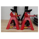 *4* Jack Stands