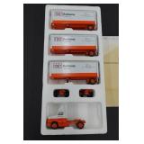 Winross TNT Reddway Semi Truck and Trailer 1:64 Scale Replica