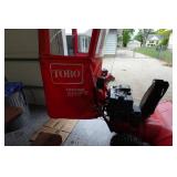 Toro 32" Gas Snow Thrower with Soft Cab