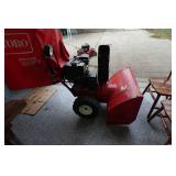 Toro 32" Gas Snow Thrower with Soft Cab