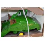 Ertl John Deere 1940 12A Combine 1:16 Replica