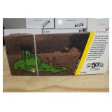 Ertl John Deere 1940 12A Combine 1:16 Replica