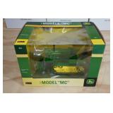 Specast John Deere 1949 Model "MC" Crawler Tractor with Blade 1:16 Scale Replica